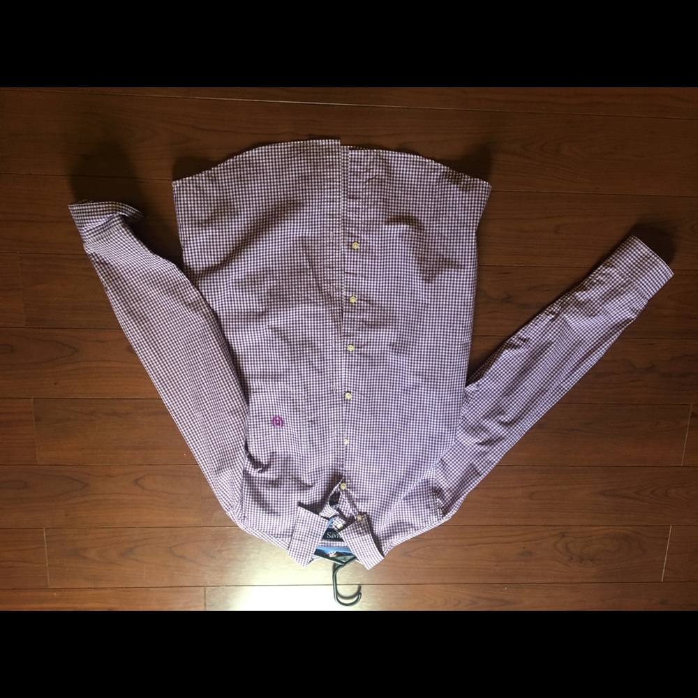 Men’s long sleeve button down dress shirt